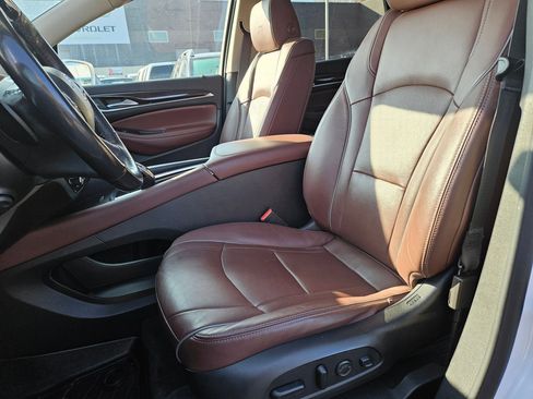 Used 2020 Buick Enclave Avenir w/ Avenir Technology Package image 15