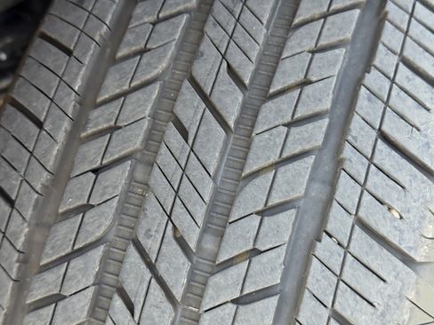 Used 2024 Toyota Tundra SR5 w/ SR5 Convenience Package image 32