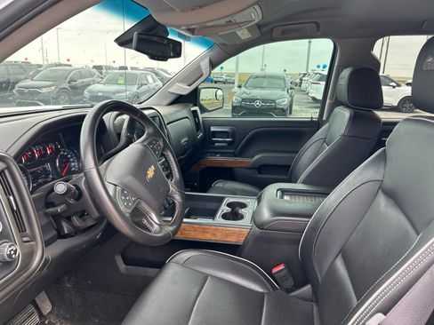 Used 2017 Chevrolet Silverado 1500 High Country AWD/4WD image 13