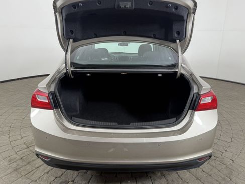 Used 2024 Chevrolet Malibu LT FWD image 6