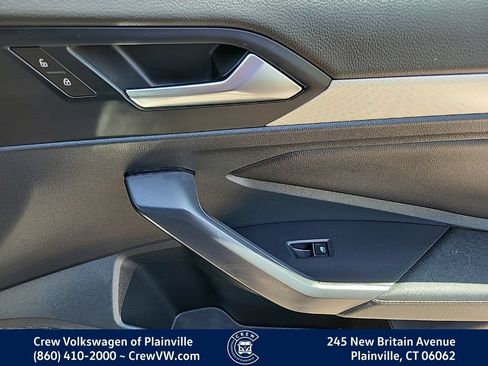 Certified 2024 Volkswagen Jetta Sport FWD image 42