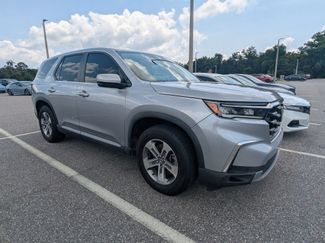 Used 2023 Honda Pilot EX-L video 1
