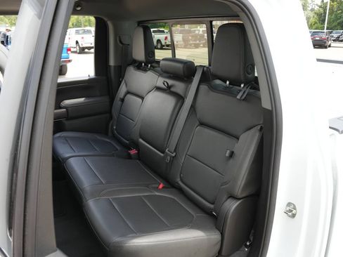 Used 2022 Chevrolet Silverado 2500 LTZ w/ LTZ Convenience Package AWD/4WD image 18