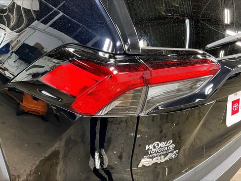 Certified 2024 Toyota RAV4 LE AWD/4WD image 28