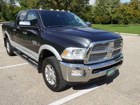 Used 2014 RAM 3500 Laramie image 9