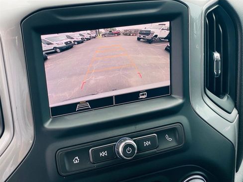 Used 2022 Chevrolet Silverado 1500 Custom RWD image 14