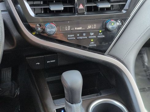 Used 2024 Toyota Camry LE FWD image 26