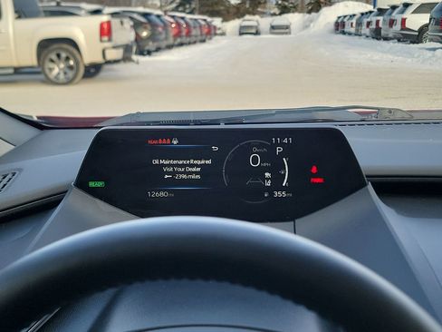 Used 2024 Toyota Prius XLE image 15