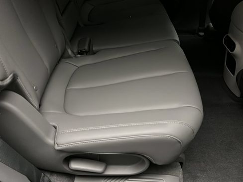 New 2026 Hyundai Ioniq 5 SEL AWD/4WD image 15