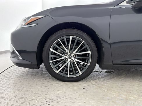 Certified 2022 Lexus ES 350 w/ Premium Package FWD image 13