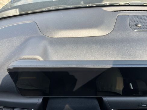 Used 2025 Kia K4 LXS FWD image 36