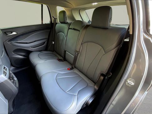 Used 2020 Buick Envision Essence FWD image 22
