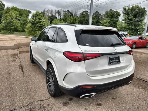 Used 2025 Mercedes-Benz GLC 350e 4MATIC image 6