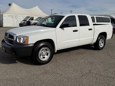 Used 2006 Dodge Dakota ST image 12