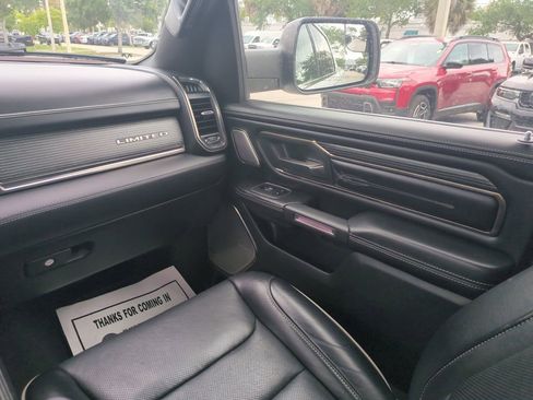 Used 2021 RAM 1500 Limited AWD/4WD image 18