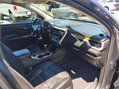 Used 2017 GMC Acadia Denali w/ Technology Package AWD/4WD image 13