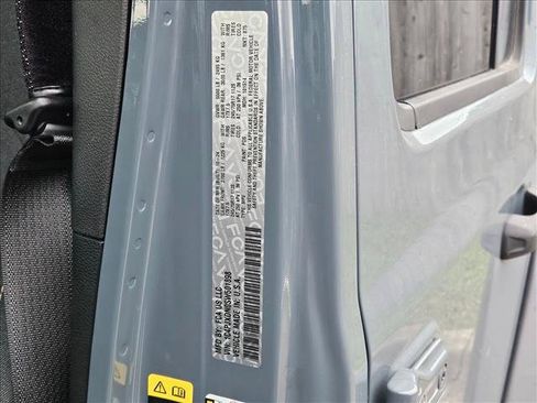 Used 2025 Jeep Wrangler Unlimited Sport AWD/4WD image 15
