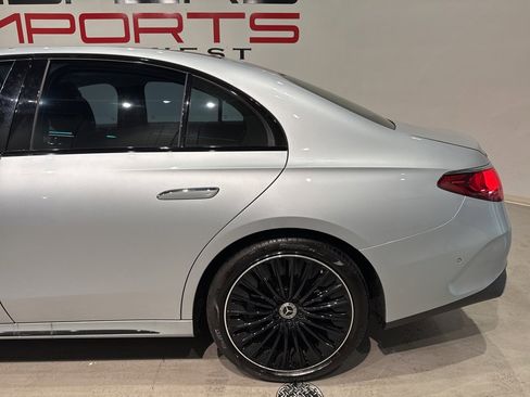 Used 2024 Mercedes-Benz E 350 4MATIC Sedan w/ Airmatic Package image 6