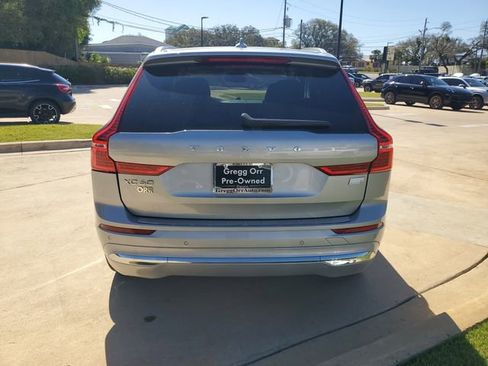 Used 2022 Volvo XC60 T8 Inscription w/ Advanced Package image 10