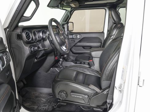 Used 2022 Jeep Wrangler Unlimited Rubicon w/ Xtreme Recon 35" Tire Package image 13