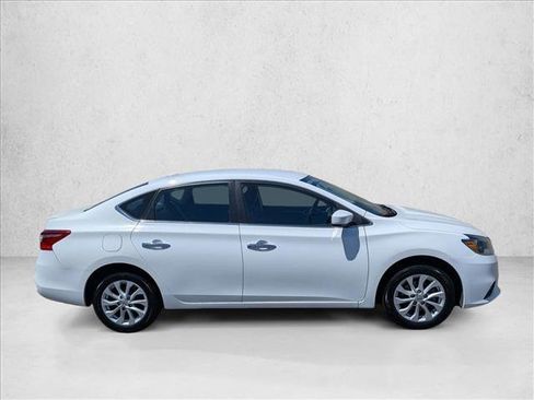 Used 2019 Nissan Sentra SV FWD image 4