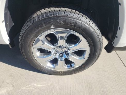 New 2025 RAM 1500 Big Horn image 24