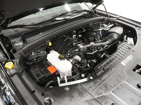 New 2025 Jeep Grand Cherokee L Laredo w/ Luxury Tech Group I image 5