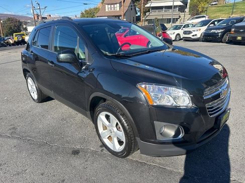 Used 2015 Chevrolet Trax LTZ image 3