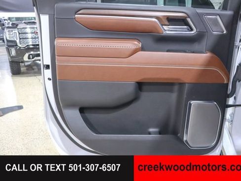 Used 2024 GMC Sierra 2500 Denali Ultimate AWD/4WD image 35