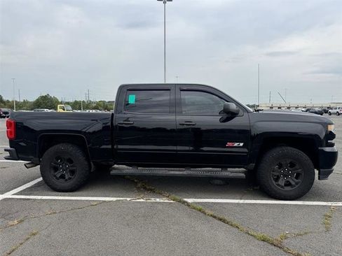 Used 2017 Chevrolet Silverado 1500 LTZ Z71 w/ LTZ Plus Package AWD/4WD image 5