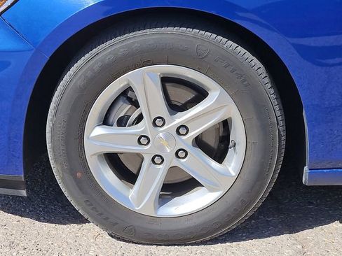 Used 2023 Chevrolet Malibu LS image 4