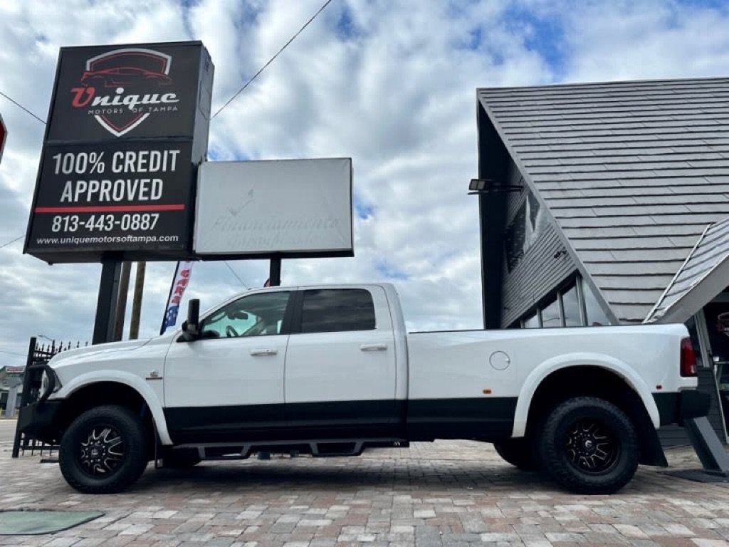 Used 2018 RAM 3500 Laramie w/ Sport Appearance Group AWD/4WD image 44