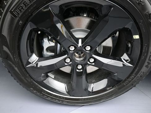 Used 2025 Jeep Grand Cherokee L Limited w/ Black Appearance Package image 38