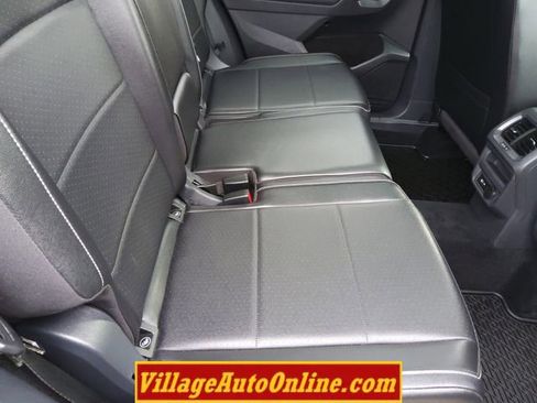 Used 2021 Volkswagen Tiguan SE R-Line image 41