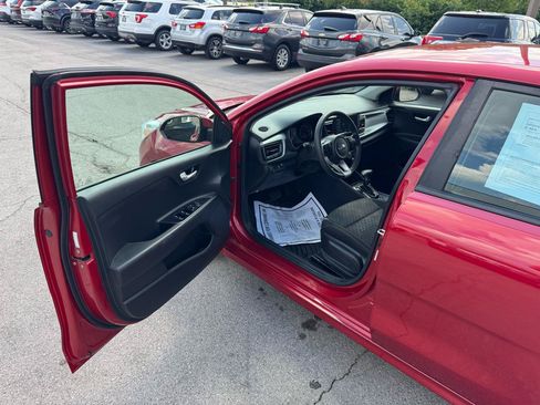 Used 2020 Kia Rio S w/ Technology Package FWD image 16