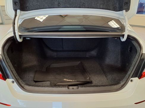 Used 2022 Honda Accord EX-L image 17