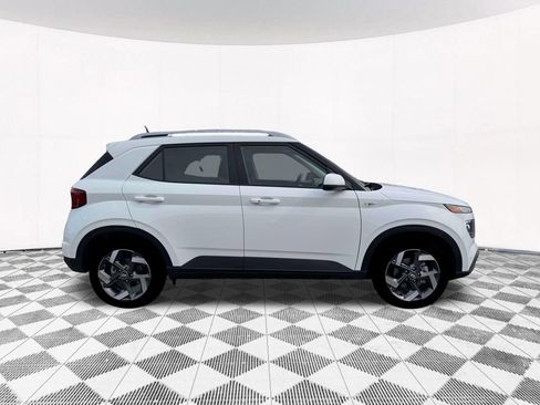 New 2026 Hyundai Venue SEL FWD image 14