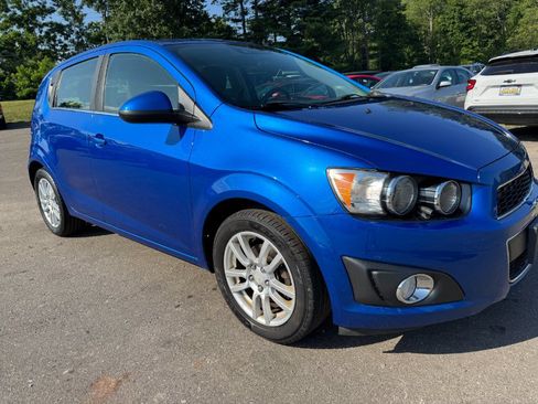 Used 2016 Chevrolet Sonic LT w/ Wheels and Fog Lamp Package FWD image 12