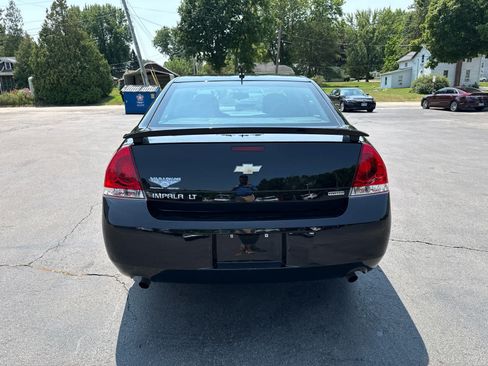Used 2015 Chevrolet Impala LT w/ LT Sunroof Package FWD image 4