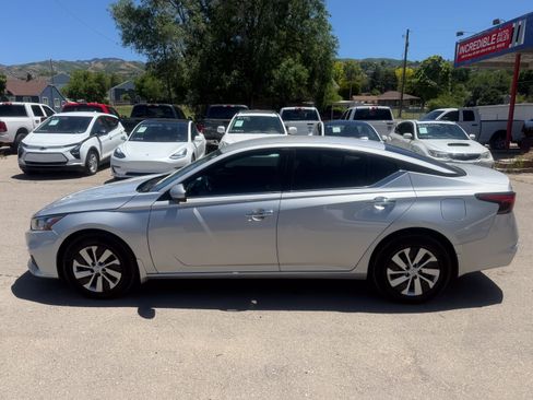 Used 2020 Nissan Altima 2.5 S AWD/4WD image 7