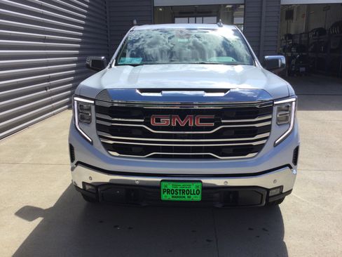 New 2026 GMC Sierra 1500 SLT w/ SLT Premium Plus Package AWD/4WD image 3