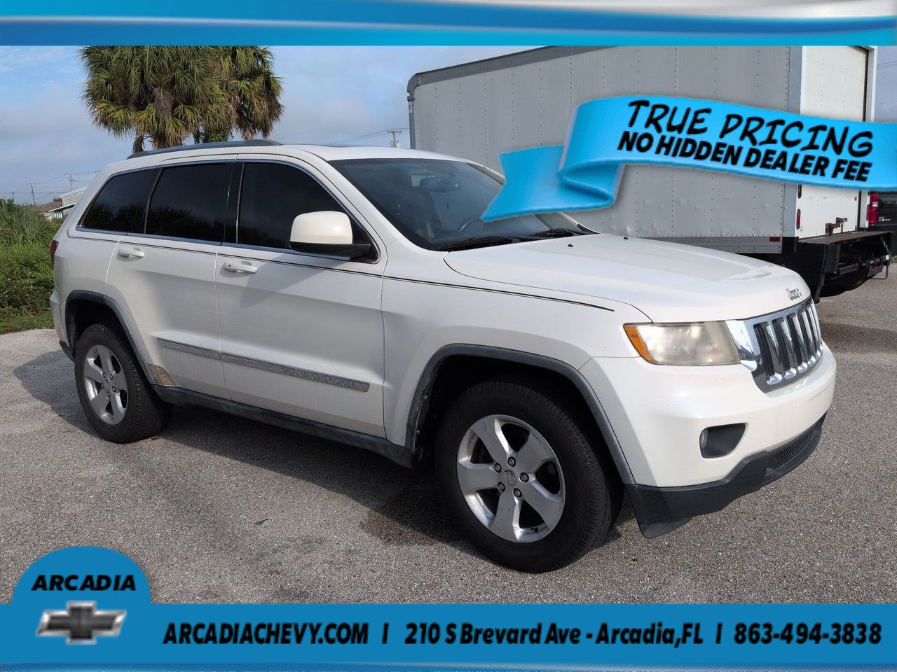 Used 2012 Jeep Grand Cherokee Laredo RWD image 2