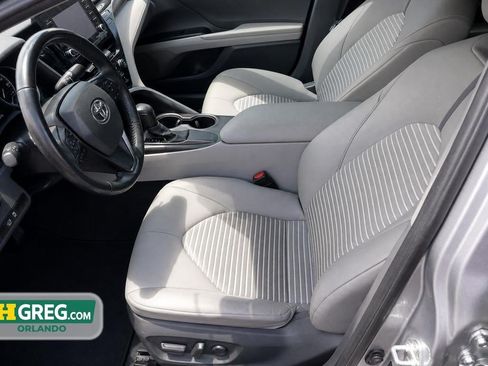 Used 2021 Toyota Camry SE FWD image 7