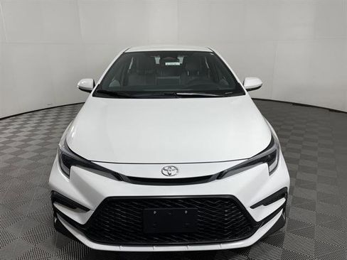 New 2026 Toyota Corolla SE image 2