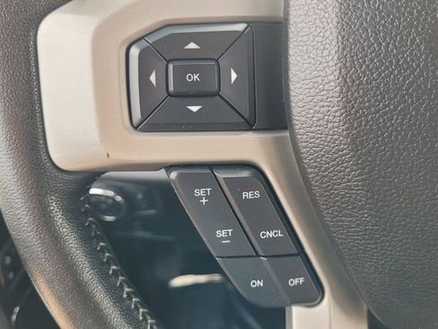 Used 2019 Ford F350 Lariat w/ Tow Technology Bundle image 30