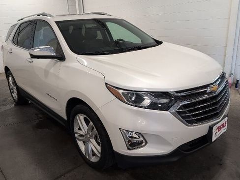 Used 2019 Chevrolet Equinox Premier AWD/4WD image 3