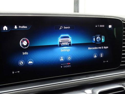 Used 2020 Mercedes-Benz GLS 450 4MATIC image 28