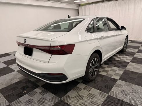 Used 2025 Volkswagen Jetta S FWD image 5