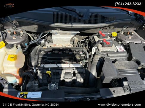 Used 2017 Jeep Compass Latitude AWD/4WD image 12