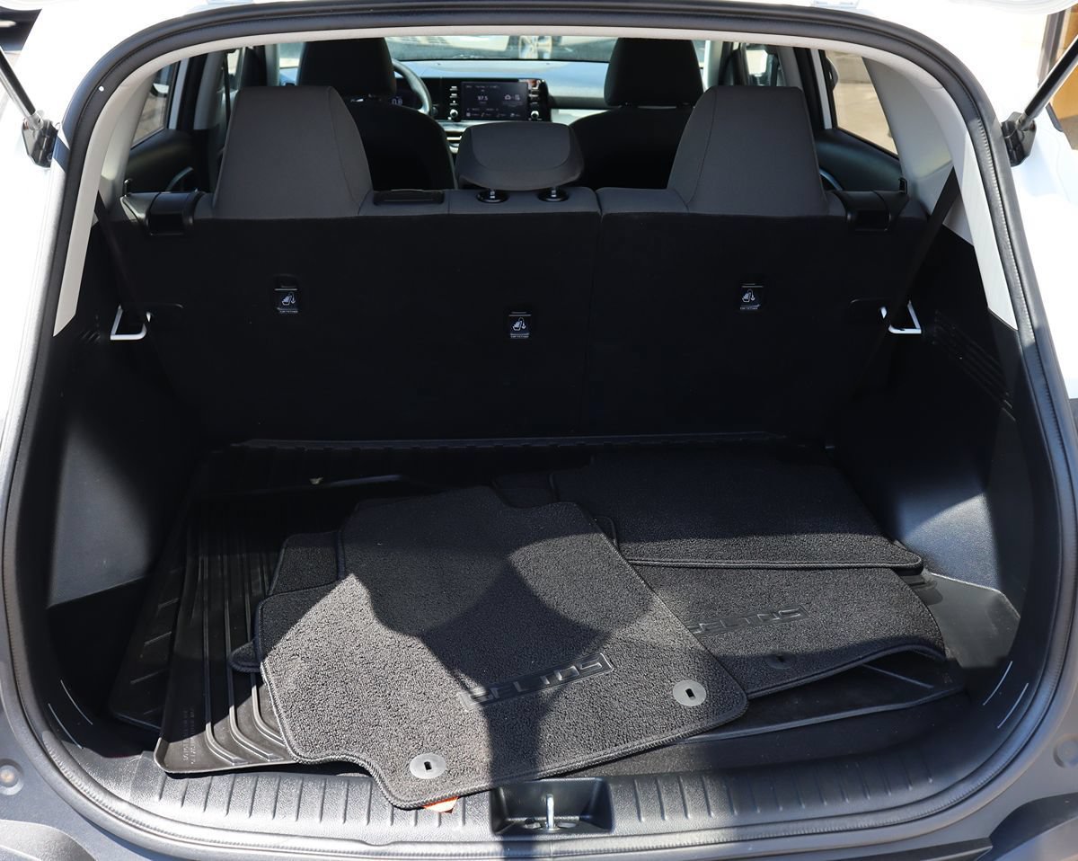 Used 2024 Kia Seltos LX AWD/4WD image 23